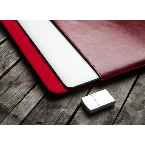 RedAnt Whiskey Aroma Sleeve for MacBook Air 13 - Red